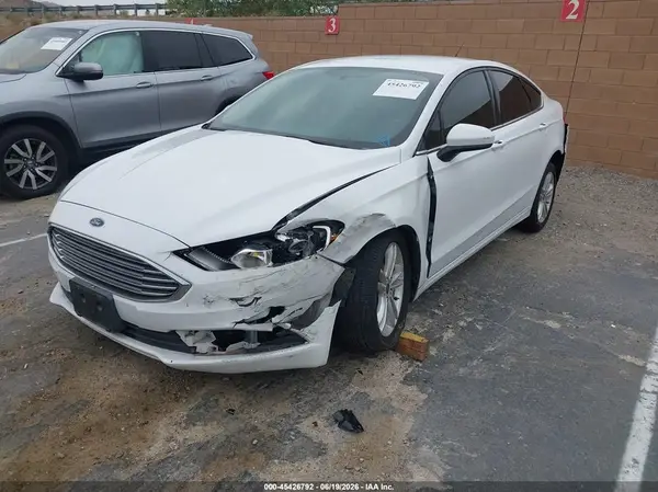 3FA6P0G78JR257102 2018 FORD FUSION - Image 2