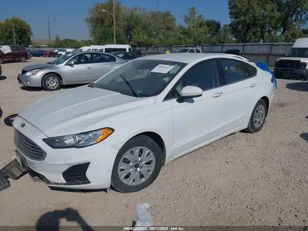 3FA6P0G78KR231245 2019 FORD FUSION - Image 2