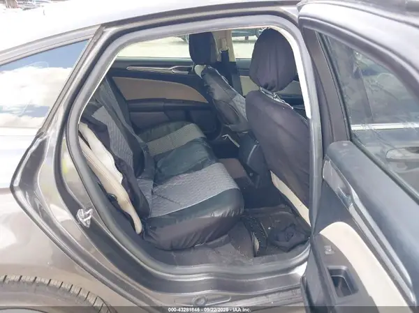 3FA6P0G78KR277013 2019 FORD FUSION - Image 8