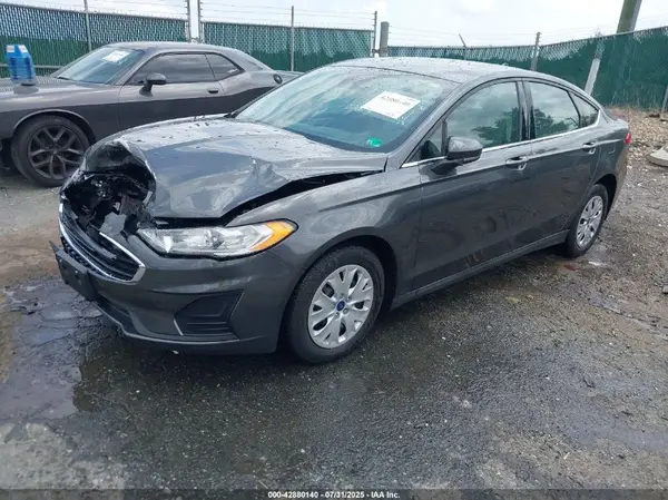 3FA6P0G78LR105002 2020 FORD FUSION - Image 2