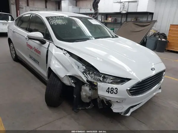 3FA6P0G78LR113715 2020 FORD FUSION - Image 1