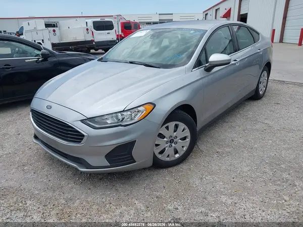 3FA6P0G78LR201082 2020 FORD FUSION - Image 2