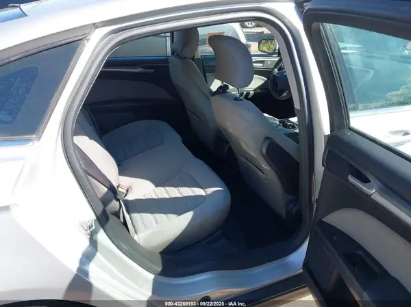3FA6P0G79GR247381 2016 FORD FUSION - Image 8