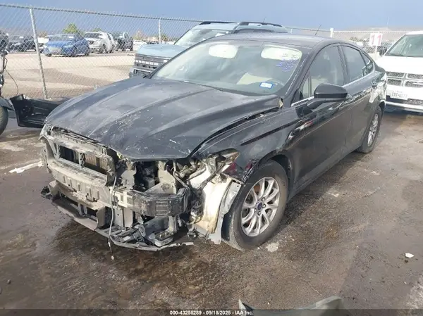 3FA6P0G79HR107588 2017 FORD FUSION - Image 2