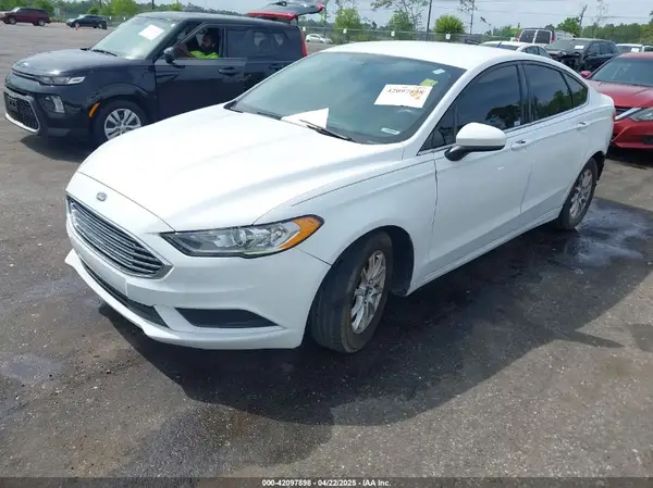 3FA6P0G79HR204483 2017 FORD FUSION - Image 2