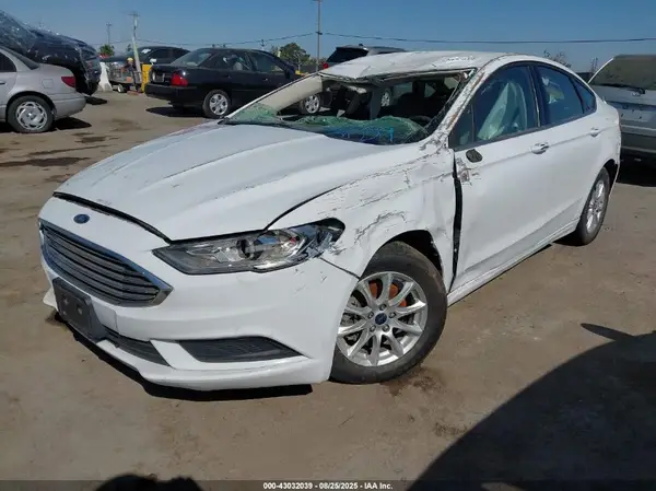 3FA6P0G79HR284819 2017 FORD FUSION - Image 2