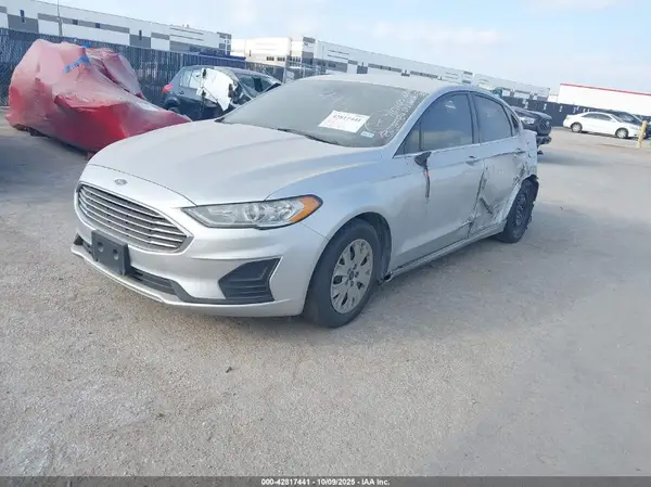 3FA6P0G79KR103323 2019 FORD FUSION - Image 2