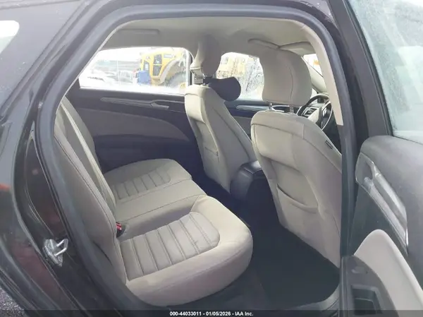 3FA6P0G79KR165126 2019 FORD FUSION - Image 8