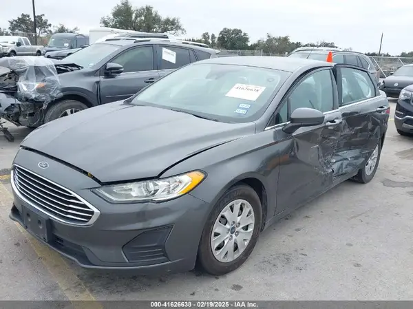 3FA6P0G79KR215541 2019 FORD FUSION - Image 2