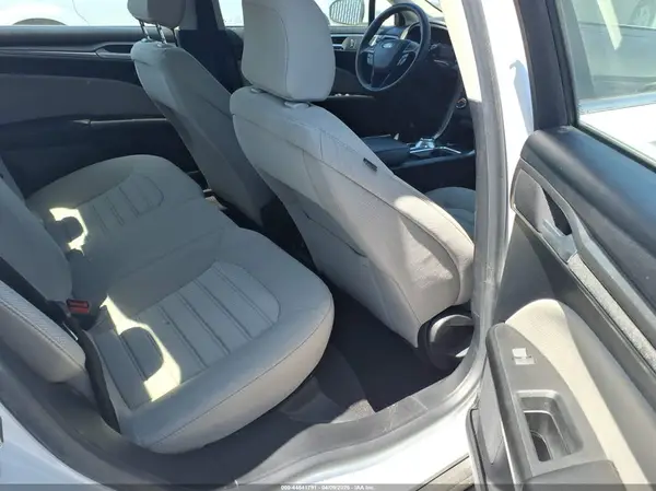 3FA6P0G79LR201527 2020 FORD FUSION - Image 8