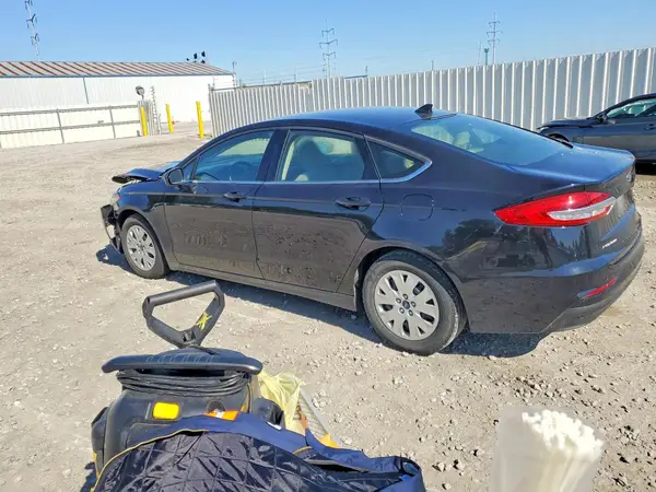 3FA6P0G79LR233796 2020 FORD FUSION - Image 2