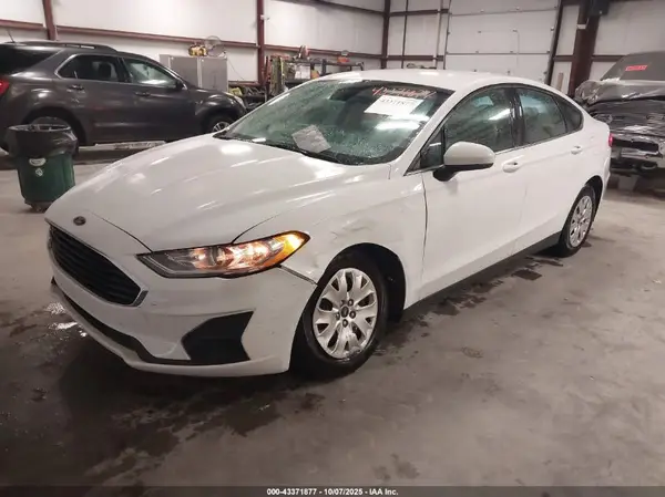 3FA6P0G79LR266751 2020 FORD FUSION - Image 2