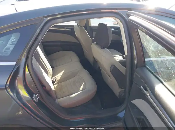 3FA6P0G7XGR126147 2016 FORD FUSION - Image 8