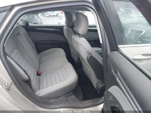 3FA6P0G7XGR139559 2016 FORD FUSION - Image 8