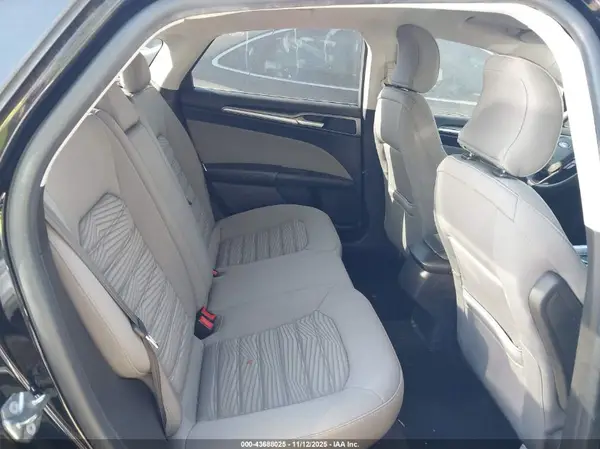 3FA6P0G7XGR255117 2016 FORD FUSION - Image 8