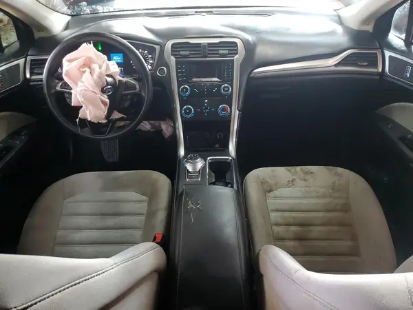 3FA6P0G7XHR156945 2017 FORD FUSION - Image 8
