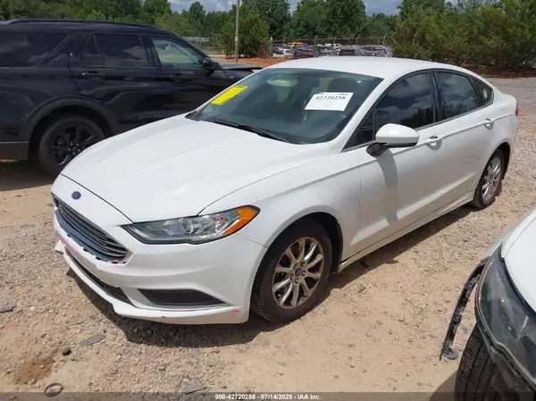 3FA6P0G7XHR174586 2017 FORD FUSION - Image 2