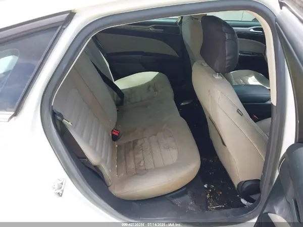 3FA6P0G7XHR174586 2017 FORD FUSION - Image 8