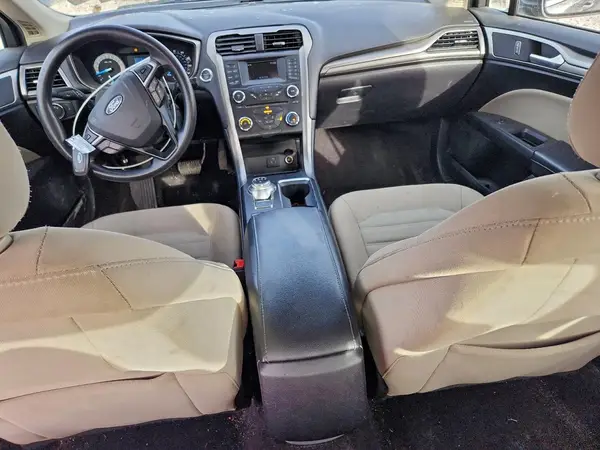 3FA6P0G7XHR176113 2017 FORD FUSION - Image 8