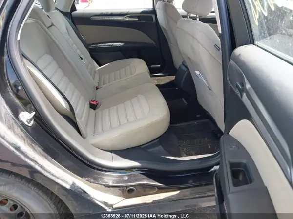 3FA6P0G7XHR197169 2017 FORD FUSION - Image 8