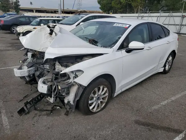 3FA6P0G7XHR318203 2017 FORD FUSION - Image 1