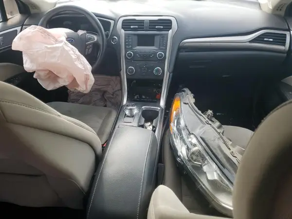 3FA6P0G7XHR318203 2017 FORD FUSION - Image 8