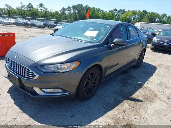 3FA6P0G7XJR107587 2018 FORD FUSION - Image 2