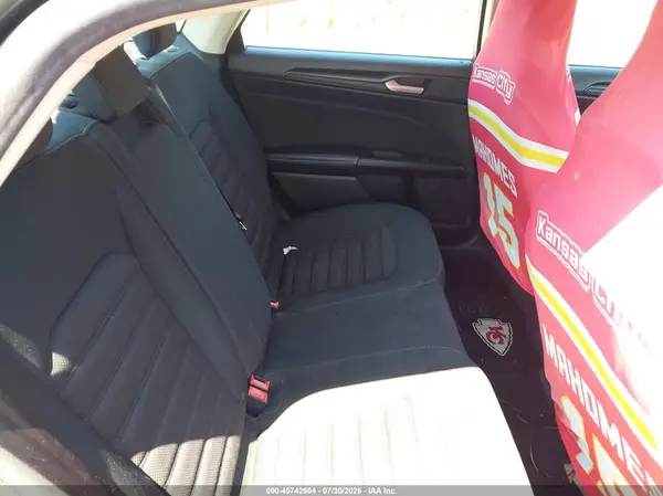 3FA6P0G7XJR107587 2018 FORD FUSION - Image 8