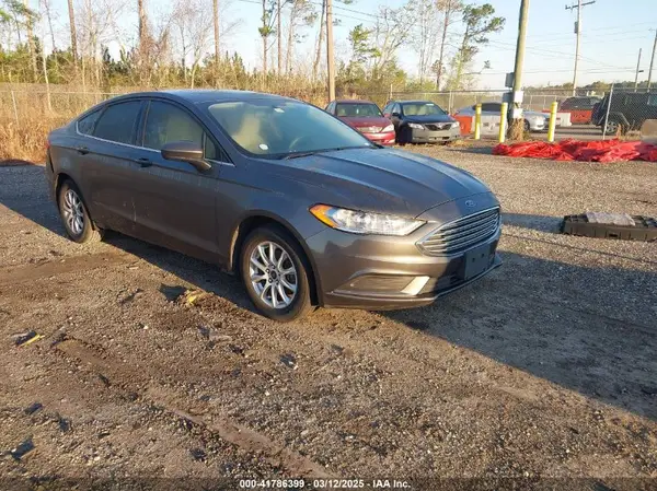 3FA6P0G7XJR125703 2018 FORD FUSION - Image 1