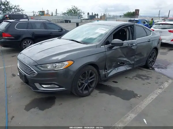 3FA6P0G7XJR127631 2018 FORD FUSION - Image 2