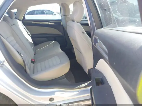 3FA6P0G7XJR196481 2018 FORD FUSION - Image 8