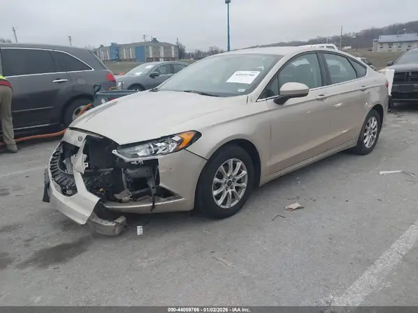 3FA6P0G7XJR196576 2018 FORD FUSION - Image 2