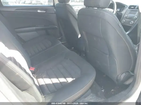 3FA6P0G7XJR216535 2018 FORD FUSION - Image 8