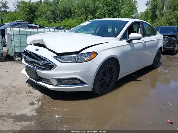 3FA6P0G7XJR224618 2018 FORD FUSION - Image 2