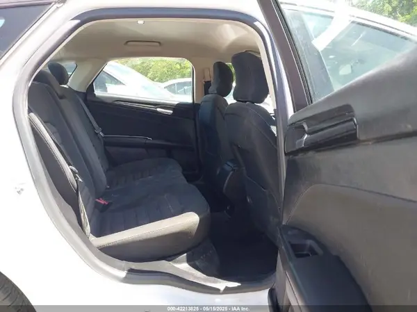 3FA6P0G7XJR224618 2018 FORD FUSION - Image 8