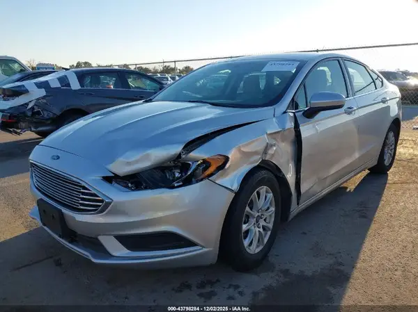 3FA6P0G7XJR262835 2018 FORD FUSION - Image 2