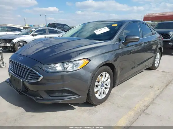 3FA6P0G7XJR267338 2018 FORD FUSION - Image 2