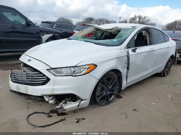 3FA6P0G7XJR272894 2018 FORD FUSION - Image 2