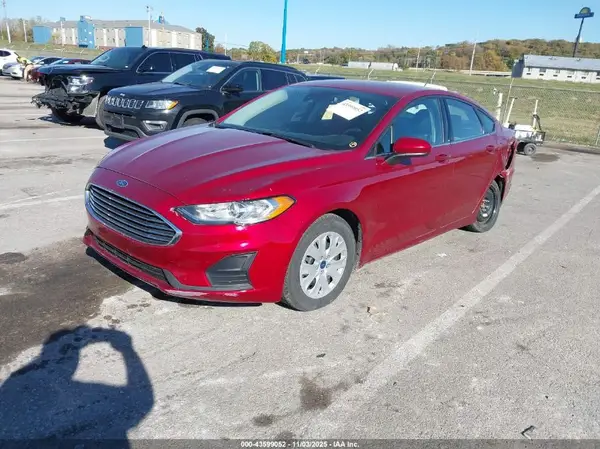 3FA6P0G7XKR130451 2019 FORD FUSION - Image 2