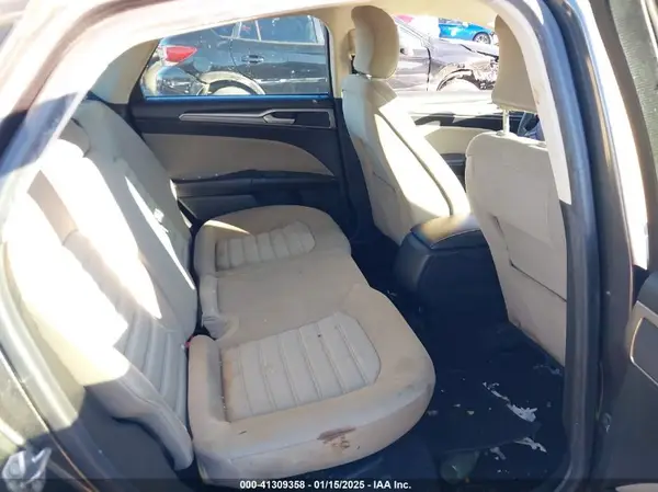 3FA6P0G7XKR159626 2019 FORD FUSION - Image 8