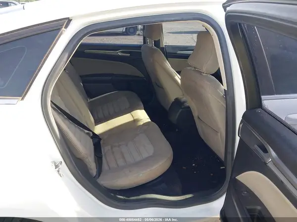 3FA6P0G7XKR159996 2019 FORD FUSION - Image 8