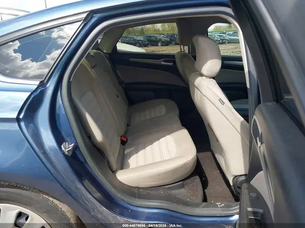 3FA6P0G7XKR163935 2019 FORD FUSION - Image 8