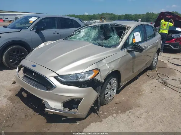 3FA6P0G7XKR166740 2019 FORD FUSION - Image 2