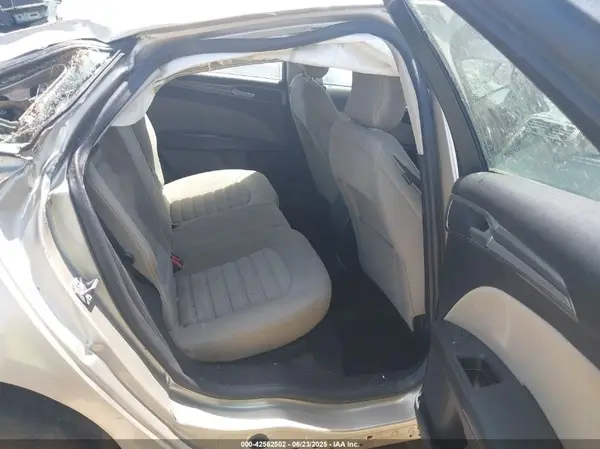 3FA6P0G7XKR166740 2019 FORD FUSION - Image 8