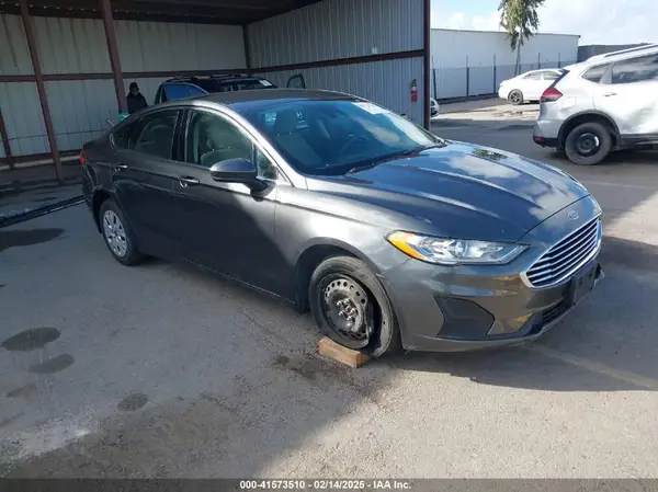 3FA6P0G7XKR232512 2019 FORD FUSION - Image 1