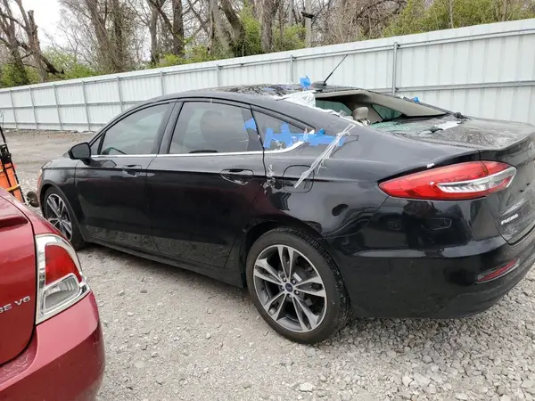 3FA6P0G7XKR250962 2019 FORD FUSION - Image 2