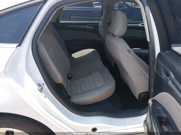 3FA6P0G7XKR267325 2019 FORD FUSION - Image 8