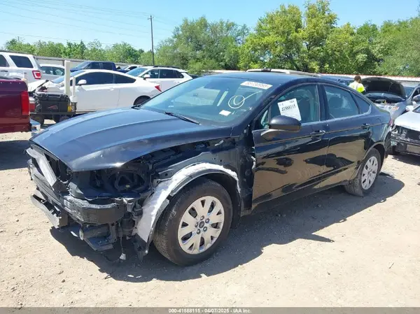 3FA6P0G7XKR268202 2019 FORD FUSION - Image 2