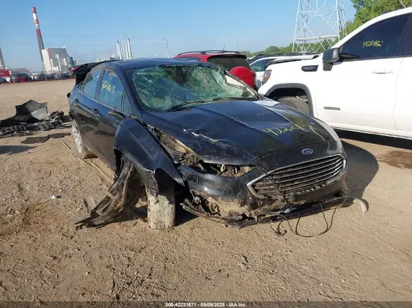 3FA6P0G7XKR268622 2019 FORD FUSION - Image 1