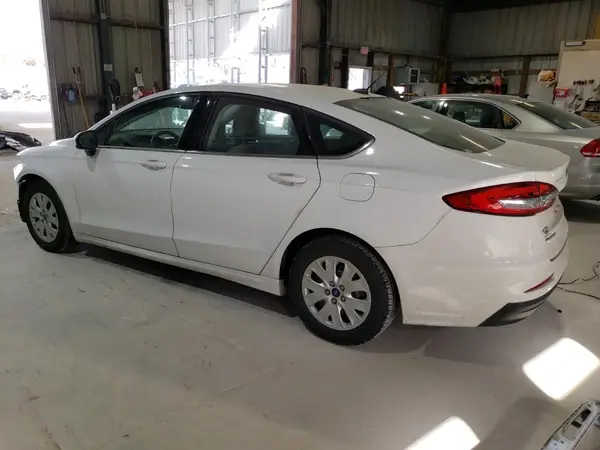 3FA6P0G7XKR286604 2019 FORD FUSION - Image 2